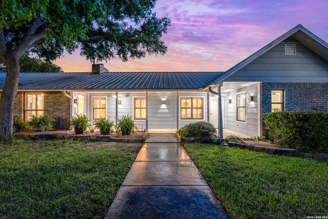 102 Adams Way, Canyon Lake, TX 78133