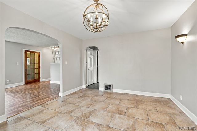 8508 Richmond Avenue, Niagara, NY 14304