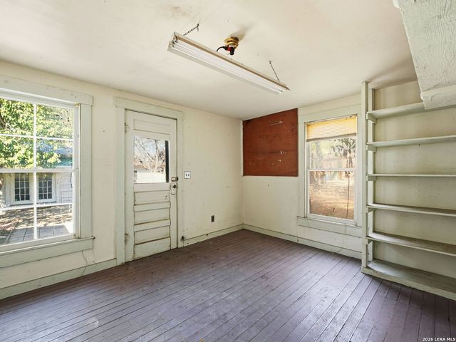 156 Perry Court, San Antonio, TX 78209