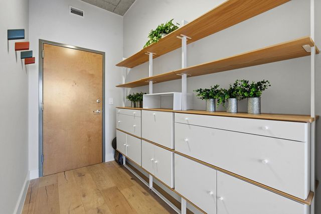 360 Nueces ST 1217, Austin, TX 78701