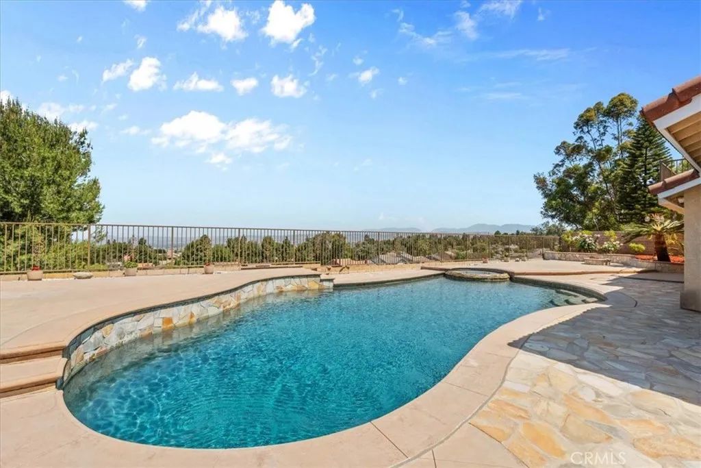 7130 E Colter, Anaheim, CA 92807