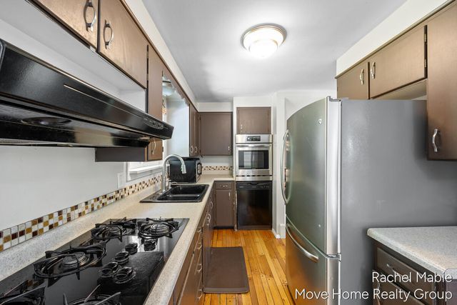 4774 Brookgate Drive Nw, Alpine Twp, MI 49321
