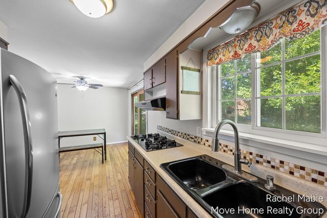 4774 Brookgate Drive Nw, Alpine Twp, MI 49321