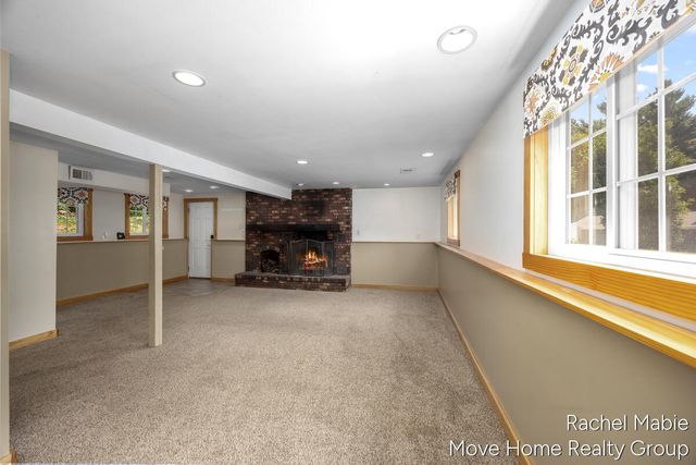 4774 Brookgate Drive Nw, Alpine Twp, MI 49321