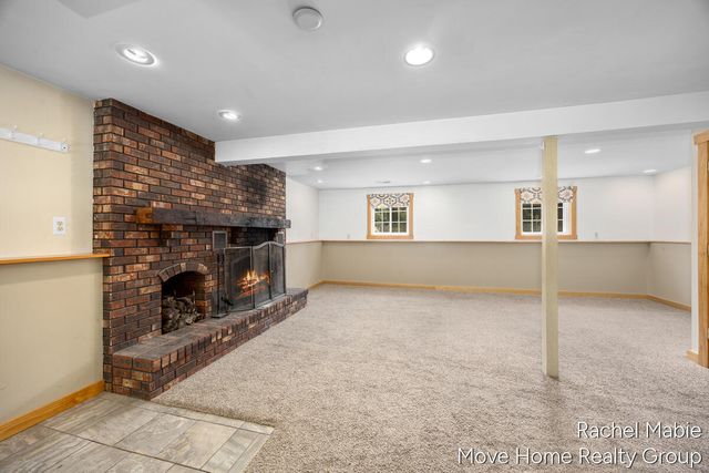 4774 Brookgate Drive Nw, Alpine Twp, MI 49321