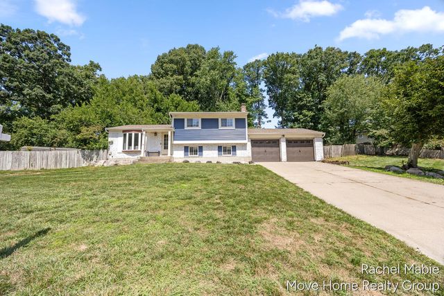 4774 Brookgate Drive Nw, Alpine Twp, MI 49321