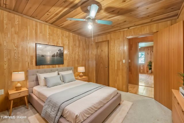 390 Fiddlers Branch Road, Hampton, TN 37658