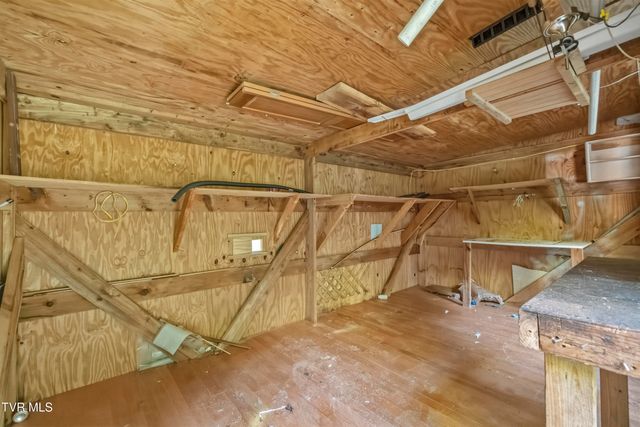 390 Fiddlers Branch Road, Hampton, TN 37658
