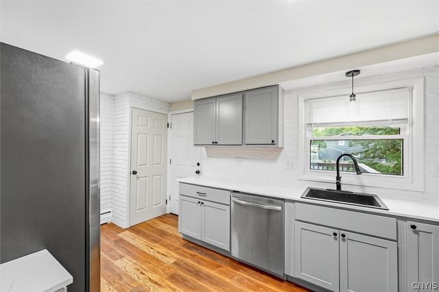 4114 Wetzel Road, Clay, NY 13090