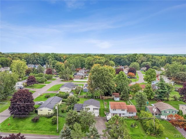 4114 Wetzel Road, Clay, NY 13090