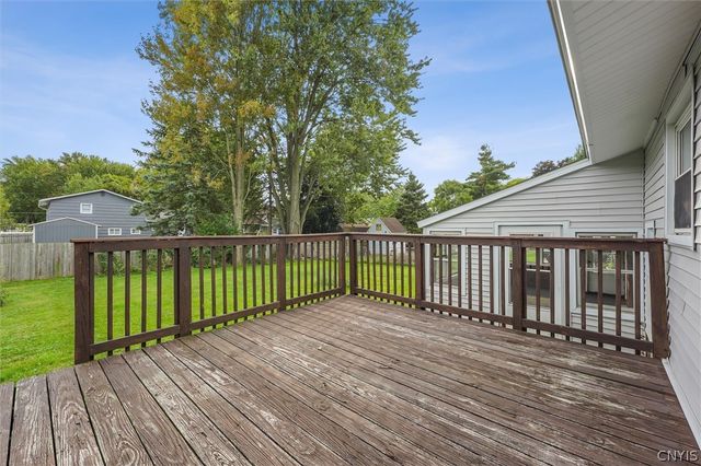 4114 Wetzel Road, Clay, NY 13090