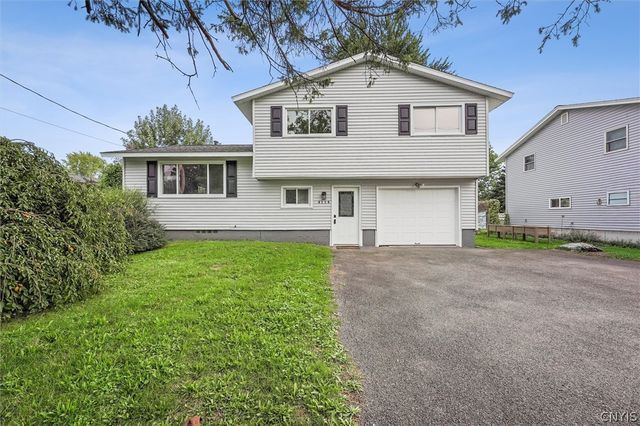 4114 Wetzel Road, Clay, NY 13090