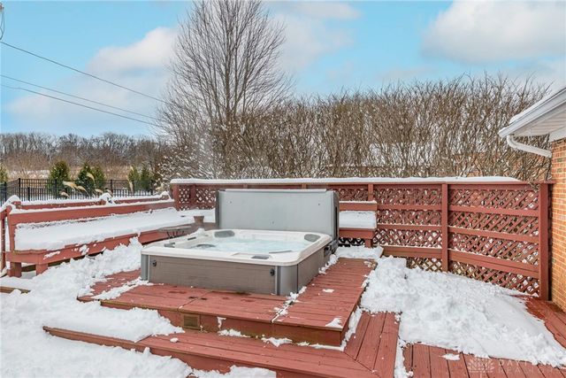 745 Doral Drive, Xenia, OH 45385