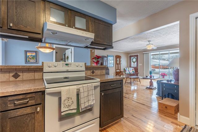 745 Doral Drive, Xenia, OH 45385