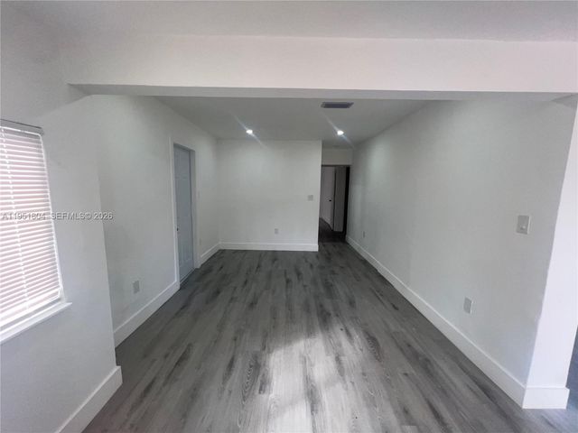 1800 SW 3rd St D, Miami, FL 33135