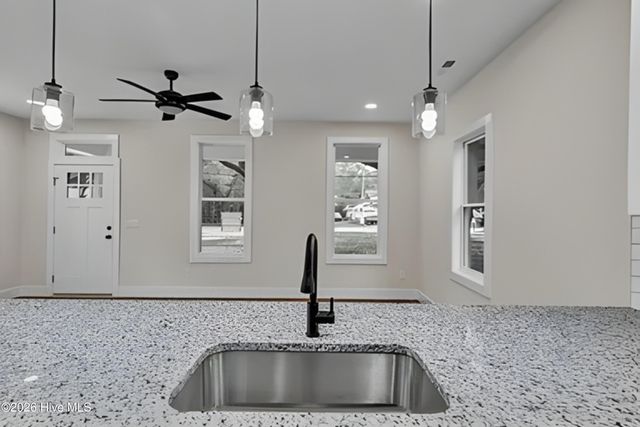 1025 S 41st Street, Wilmington, NC 28403