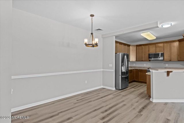 136 Mill Pond Way, Eatontown, NJ 07724