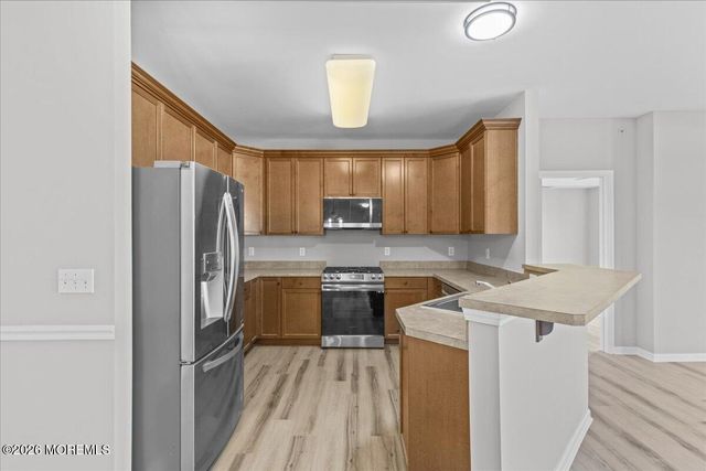 136 Mill Pond Way, Eatontown, NJ 07724