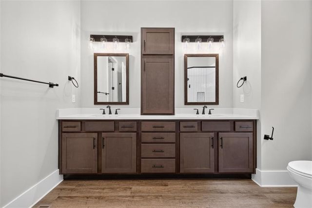 6052 Oak Hill Drive, Flowery Branch, GA 30542