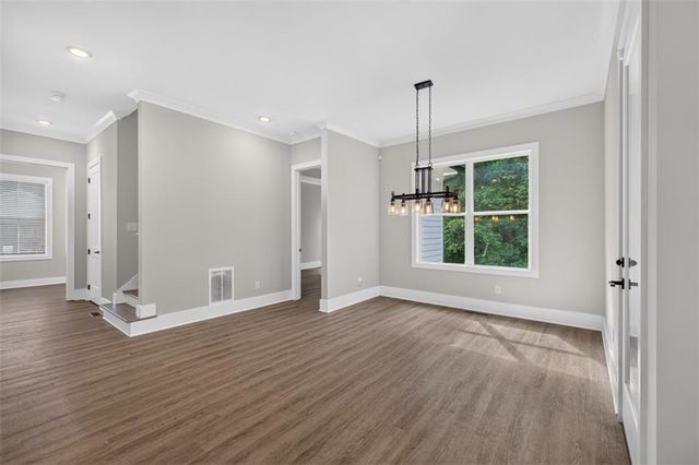 6052 Oak Hill Drive, Flowery Branch, GA 30542