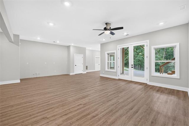 6052 Oak Hill Drive, Flowery Branch, GA 30542