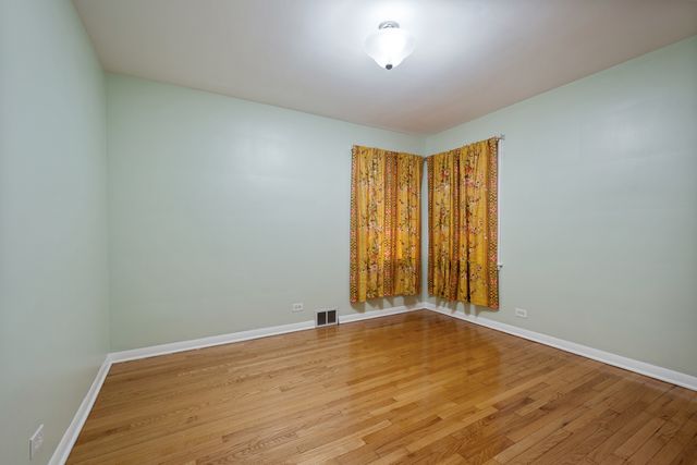 5840 N Kimball Avenue, Chicago, IL 60659