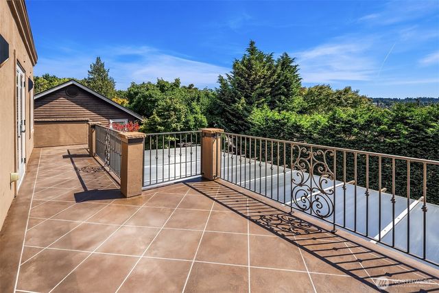 237 7th Avenue, Kirkland, WA 98033