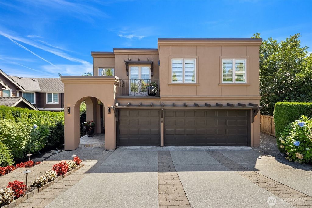 237 7th Avenue, Kirkland, WA 98033