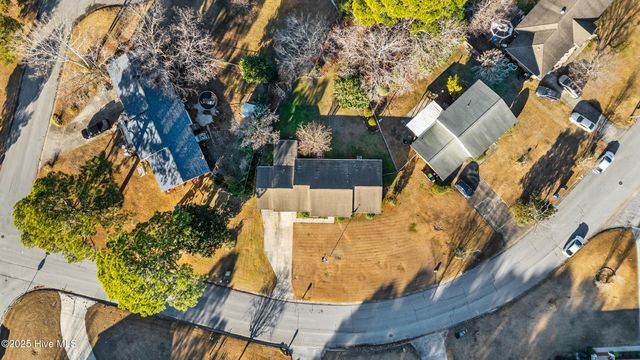 603 Oakwood Avenue, Jacksonville, NC 28546