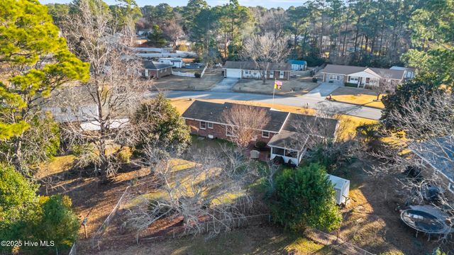 603 Oakwood Avenue, Jacksonville, NC 28546