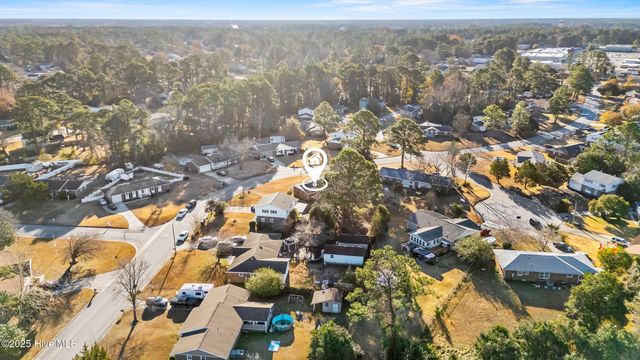 603 Oakwood Avenue, Jacksonville, NC 28546