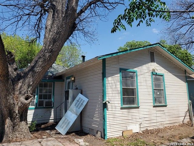114 Thompson Place, San Antonio, TX 78225