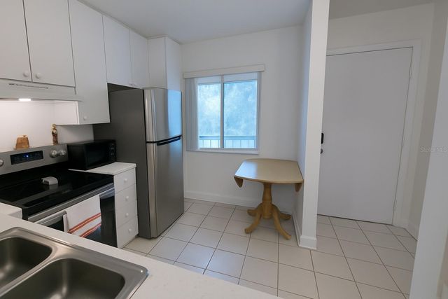 2124 TAMIAMI TRAIL 204, Sarasota, FL 34234