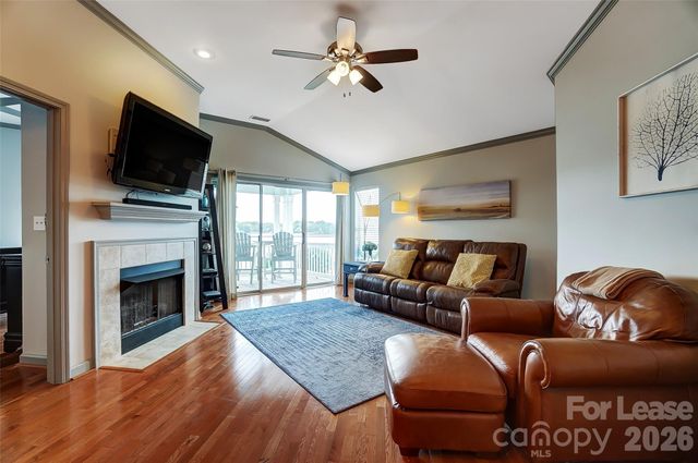 1339 Torrence Circle, Davidson, NC 28036