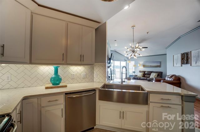 1339 Torrence Circle, Davidson, NC 28036