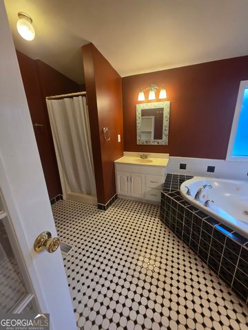 561 Gaulding Road, Concord, GA 30206