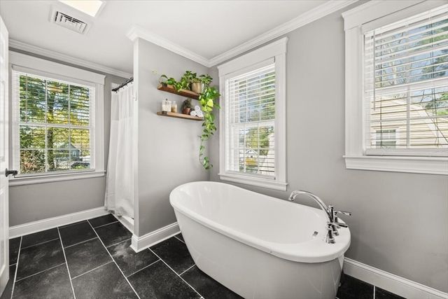 29 Pine Circle, Weymouth, MA 02190