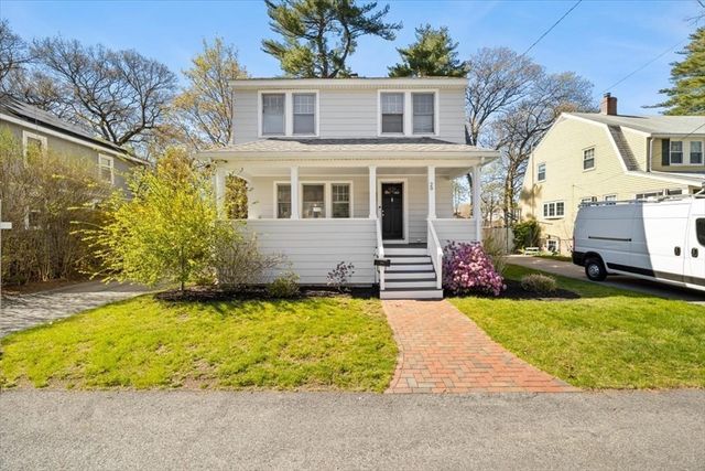 29 Pine Circle, Weymouth, MA 02190