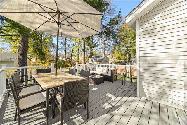 29 Pine Circle, Weymouth, MA 02190