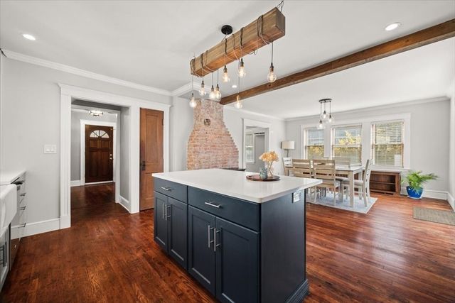 29 Pine Circle, Weymouth, MA 02190