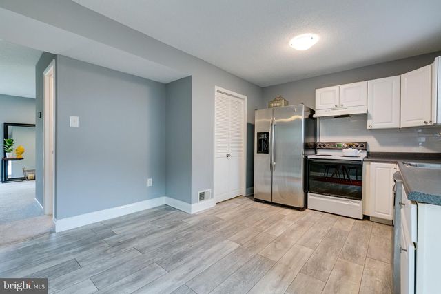2576 FOX RIDGE CT, Woodbridge, VA 22192