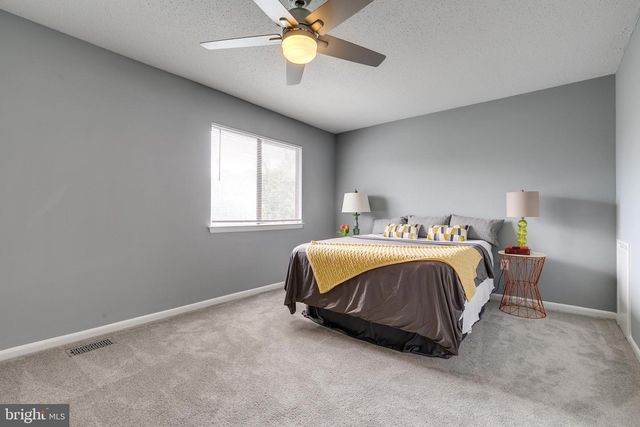 2576 FOX RIDGE CT, Woodbridge, VA 22192