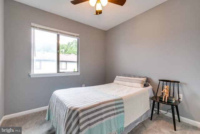 2576 FOX RIDGE CT, Woodbridge, VA 22192
