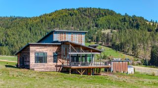 1255 Bluebird Ln, Viola, ID 83872