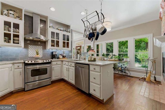1042 Bailey Road, Woodstock, GA 30188
