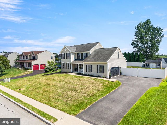 108 DOGWOOD DR, Bernville, PA 19506