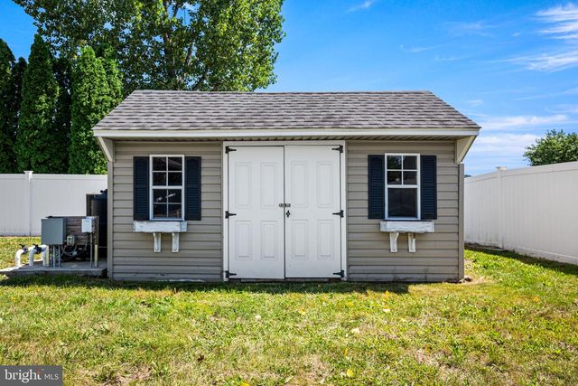 108 DOGWOOD DR, Bernville, PA 19506