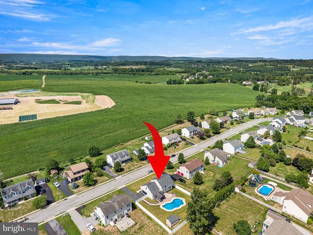 108 DOGWOOD DR, Bernville, PA 19506