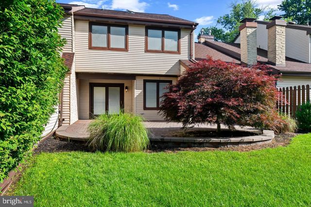 6 WHITEMARSH CT, Dover, DE 19904