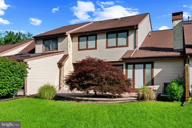 6 WHITEMARSH CT, Dover, DE 19904